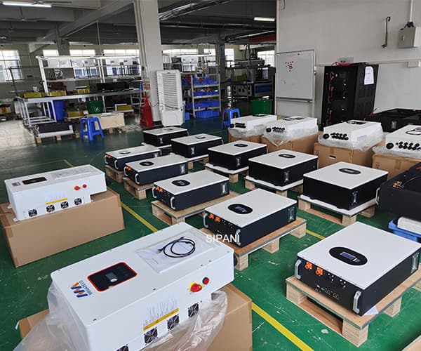 Algumas baterias Power Wall em produção e linhas de produção expandidas 