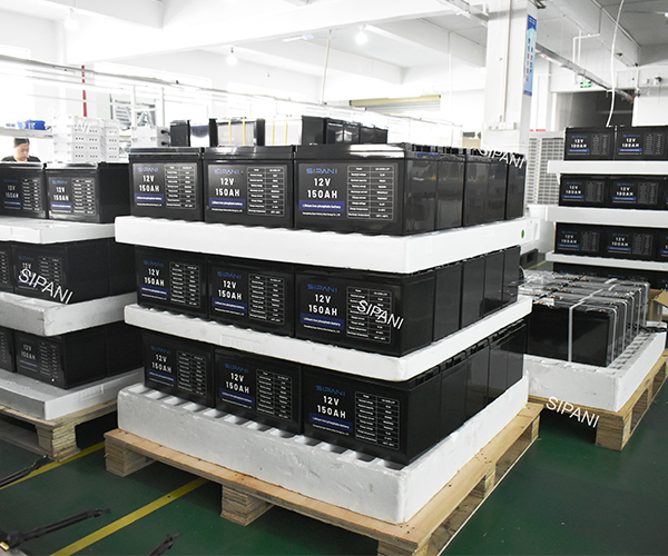 Escolhendo entre baterias para montagem em rack, baterias para montagem em parede e baterias para rack de servidor