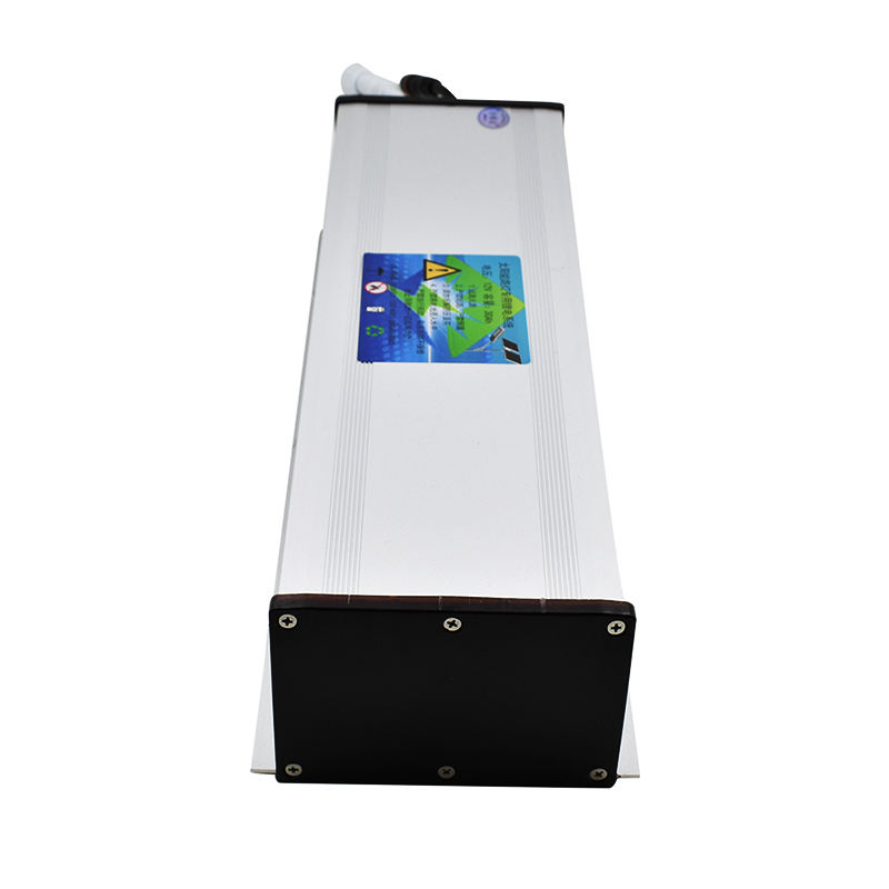 Bateria de lítio de ciclo profundo 12,8 v 120ah para sistema de iluminação solar/luzes de rua led/câmera CFTV