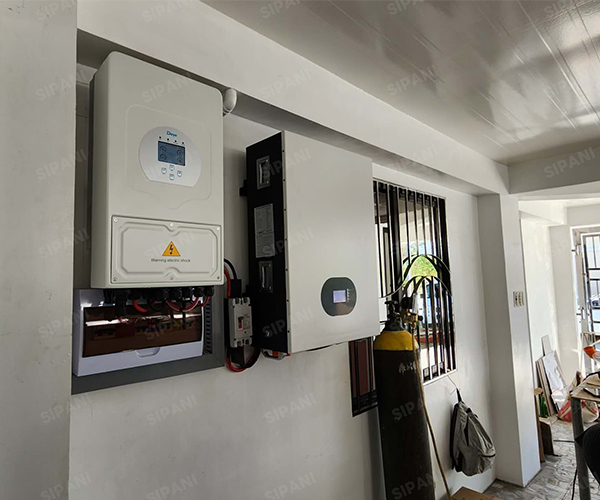 Soluções de baterias para montagem em parede para necessidades energéticas modernas